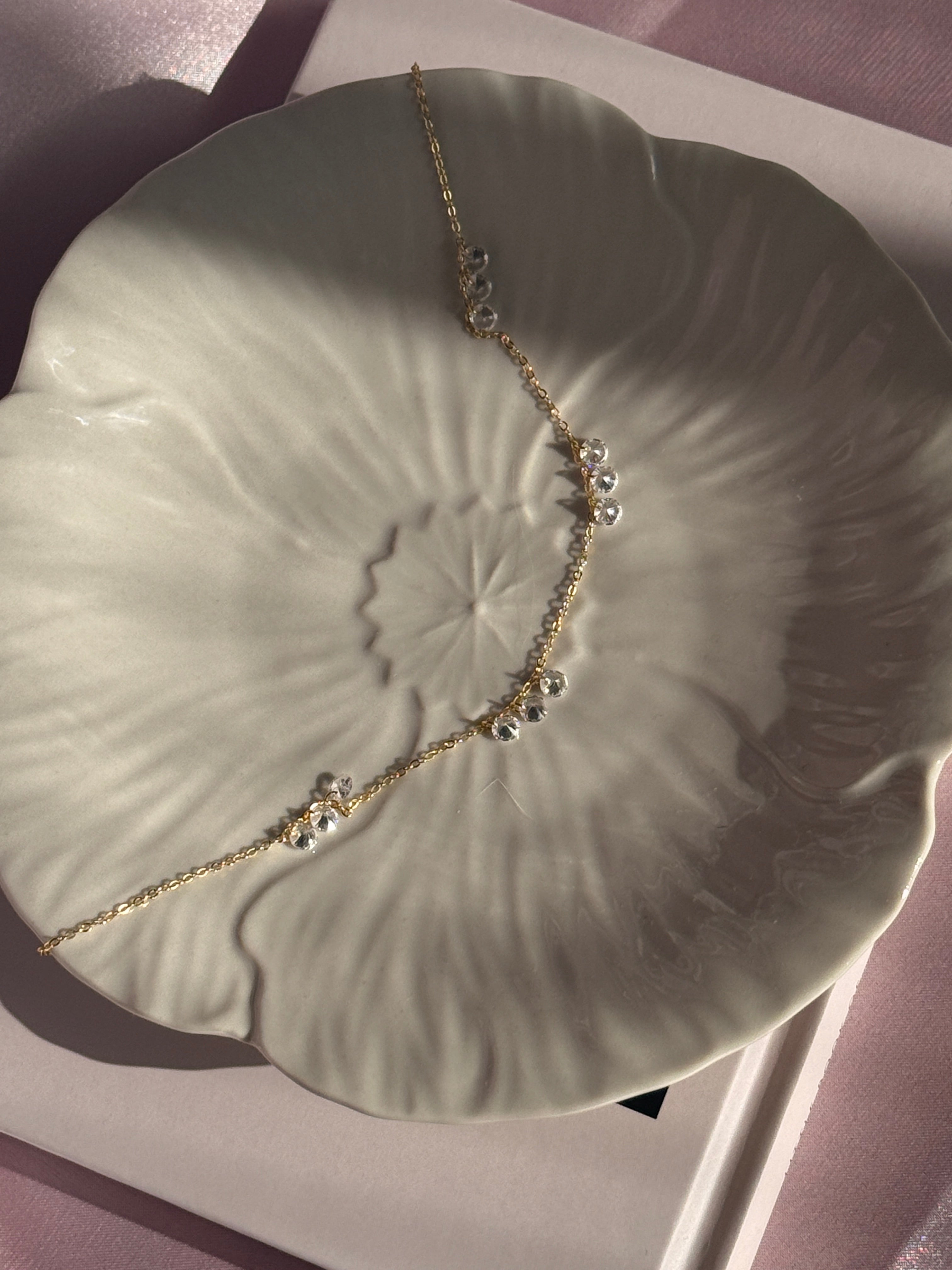 Damn Her Eyes Necklace（預購）