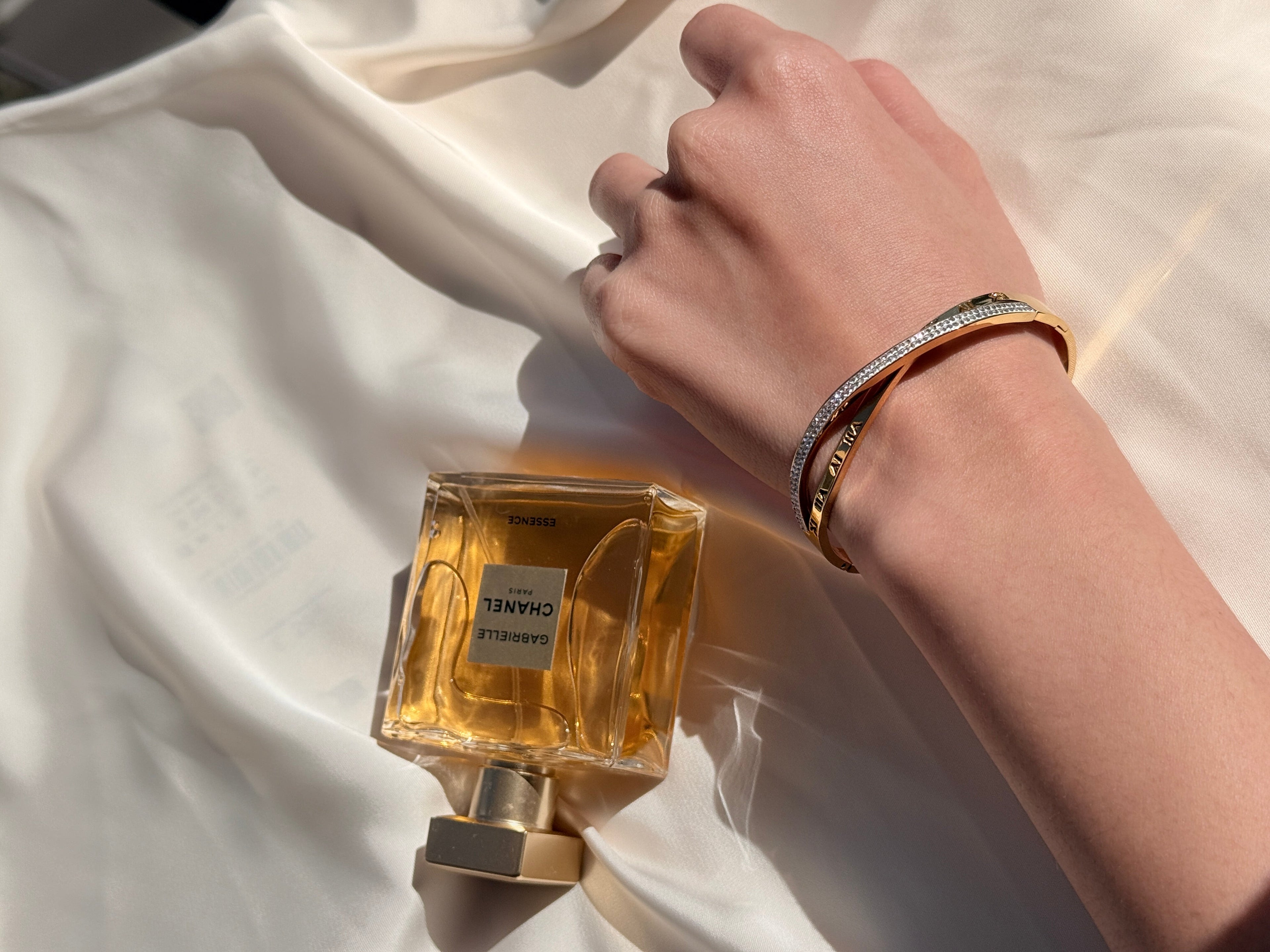 Rhinestone Buckle Bracelet