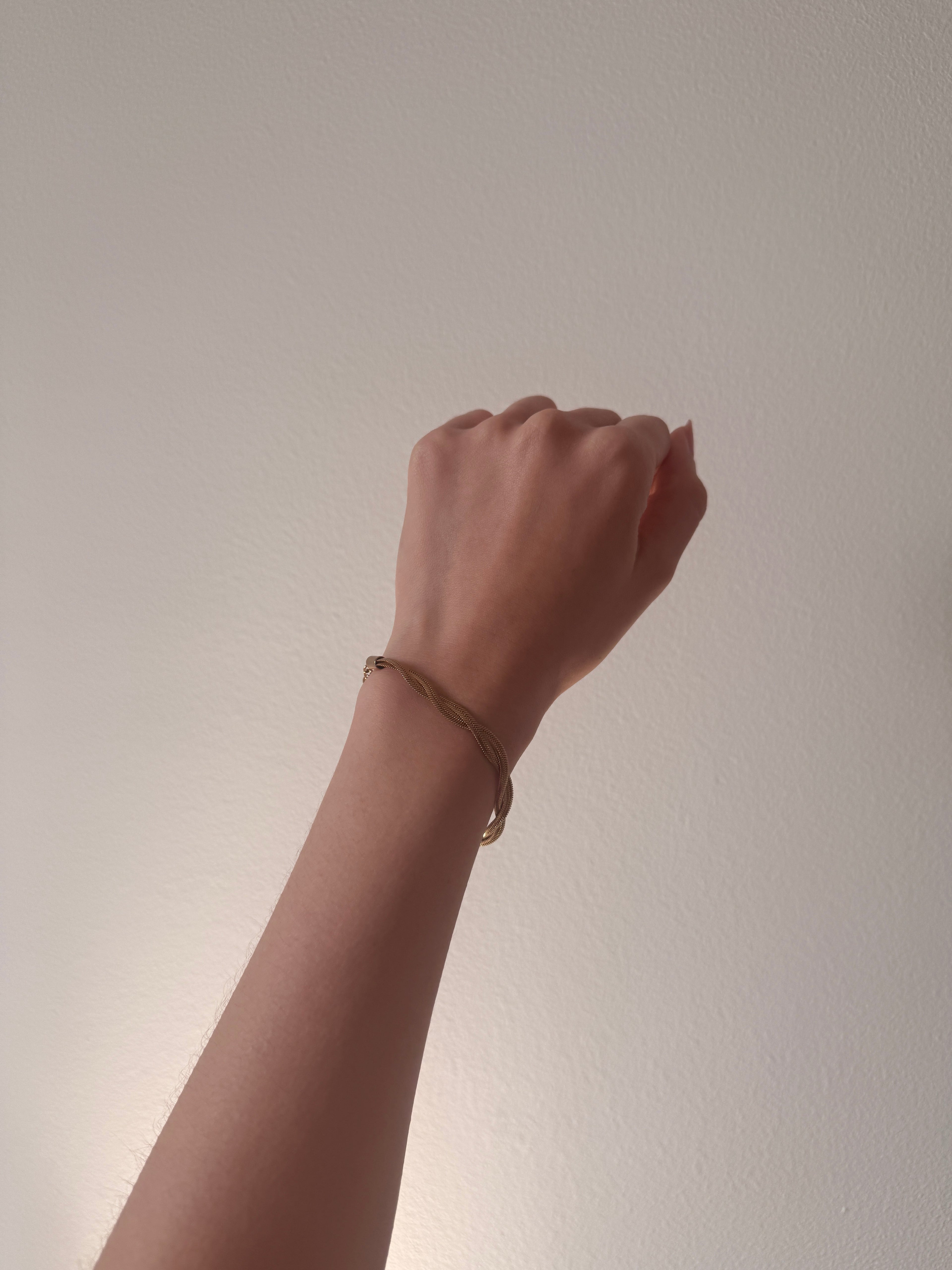 Let's Intertwine Bracelet