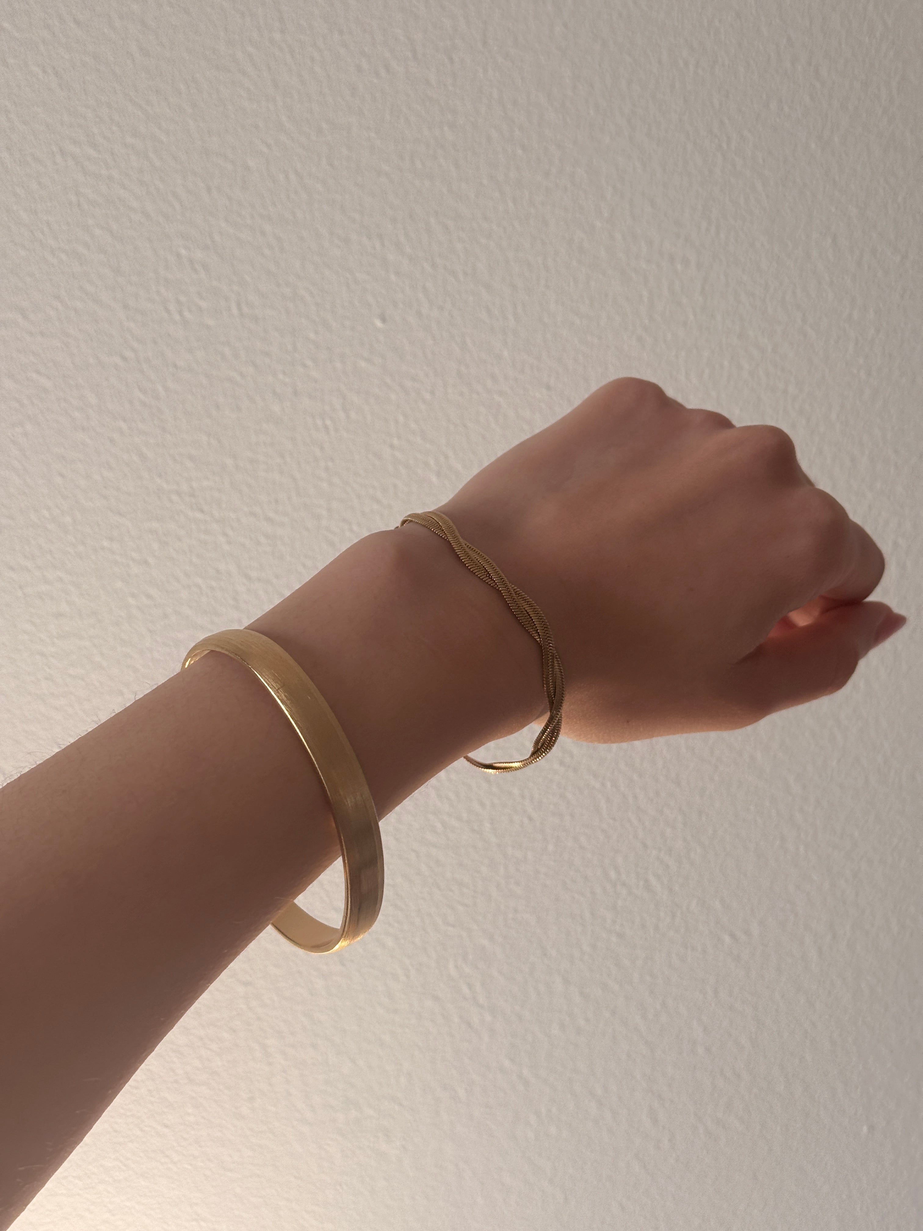 Let's Intertwine Bracelet